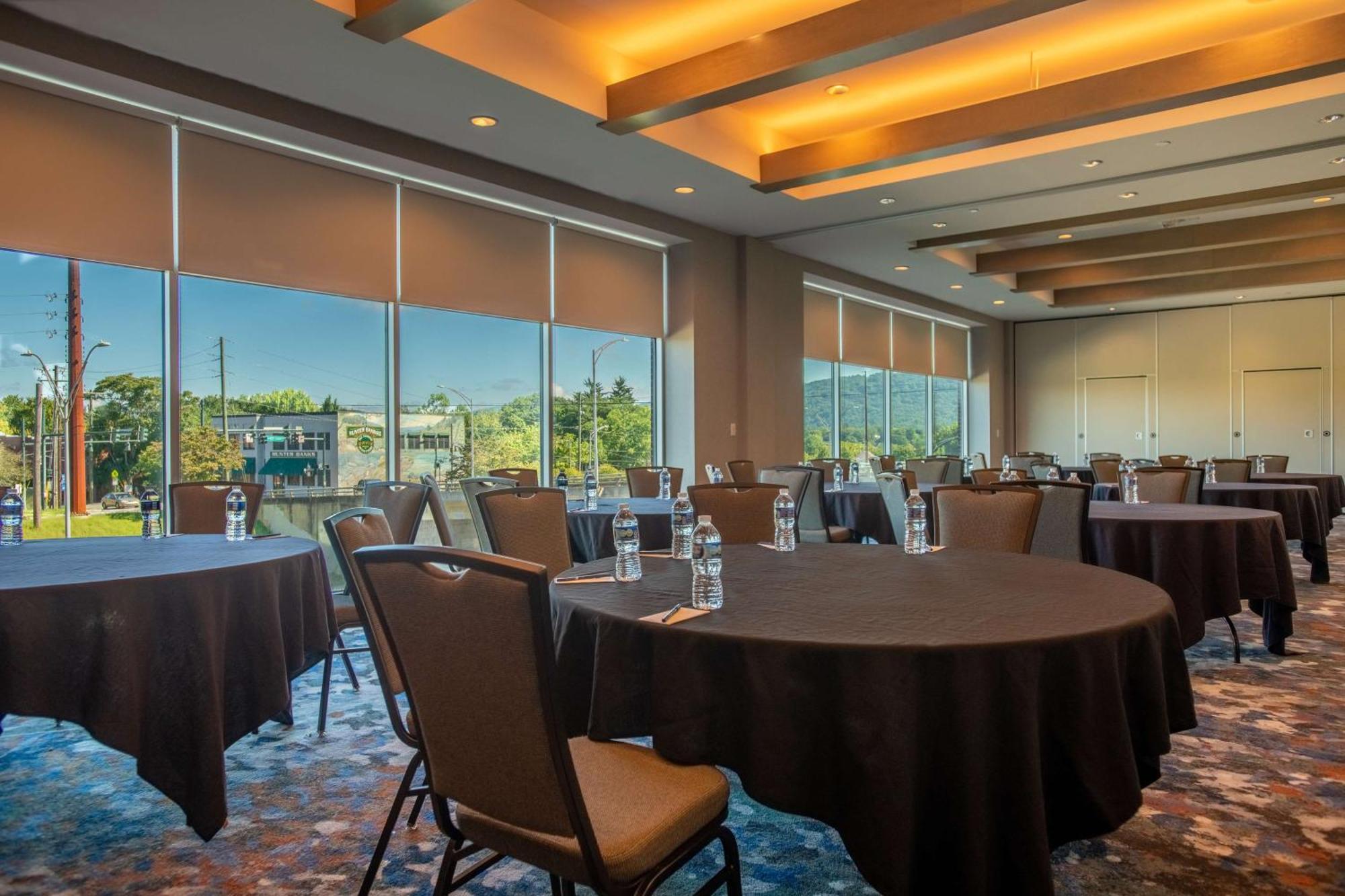 Doubletree By Hilton Asheville Downtown Dış mekan fotoğraf