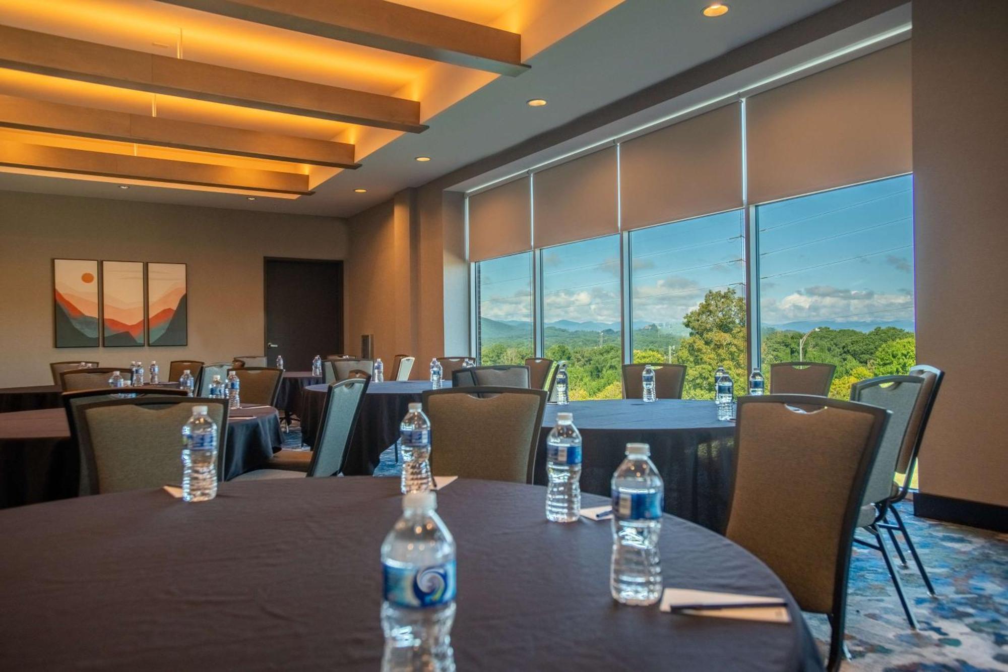 Doubletree By Hilton Asheville Downtown Dış mekan fotoğraf